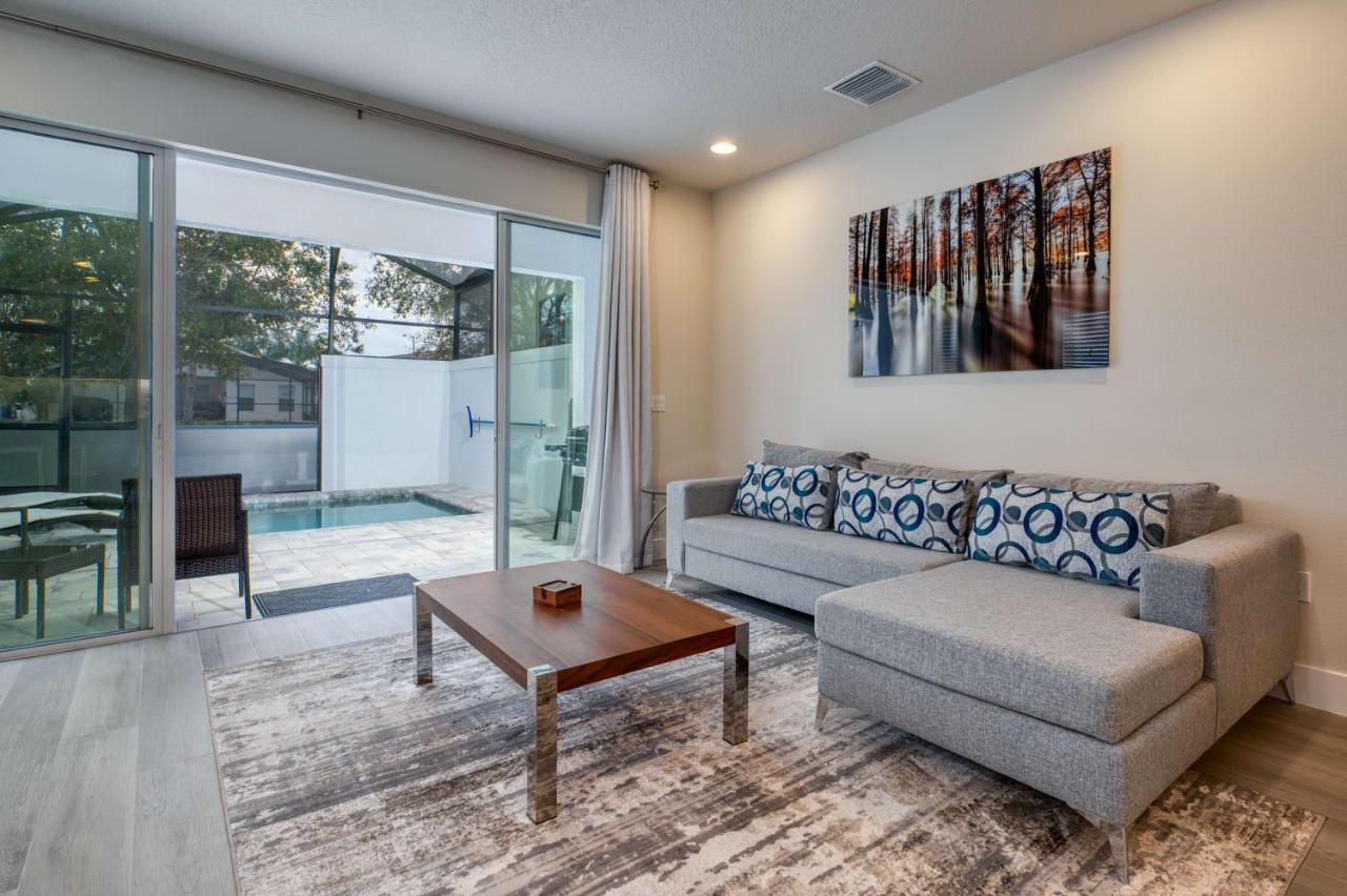 Pleasant Townhome With Private Pool Near Disney Four Corners Eksteriør bilde