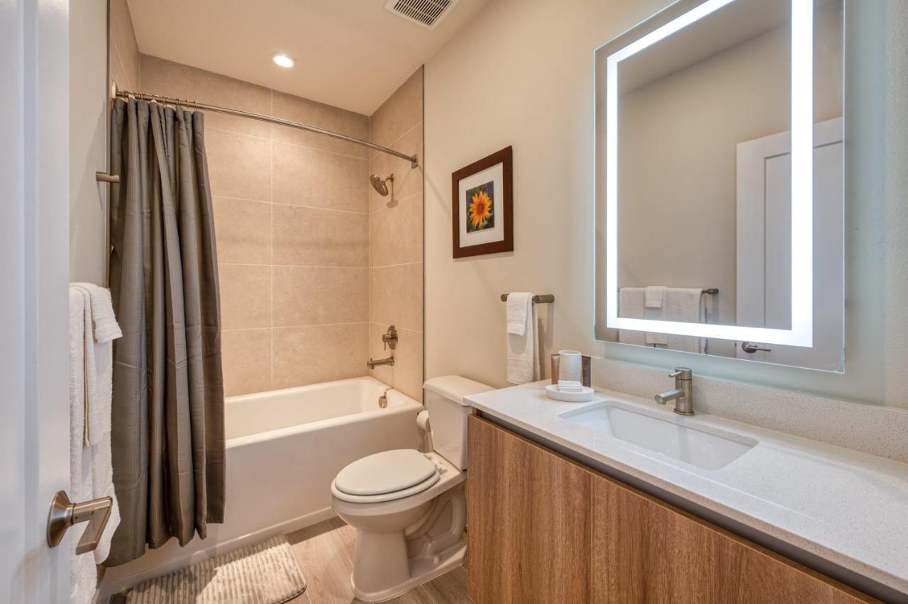 Pleasant Townhome With Private Pool Near Disney Four Corners Eksteriør bilde