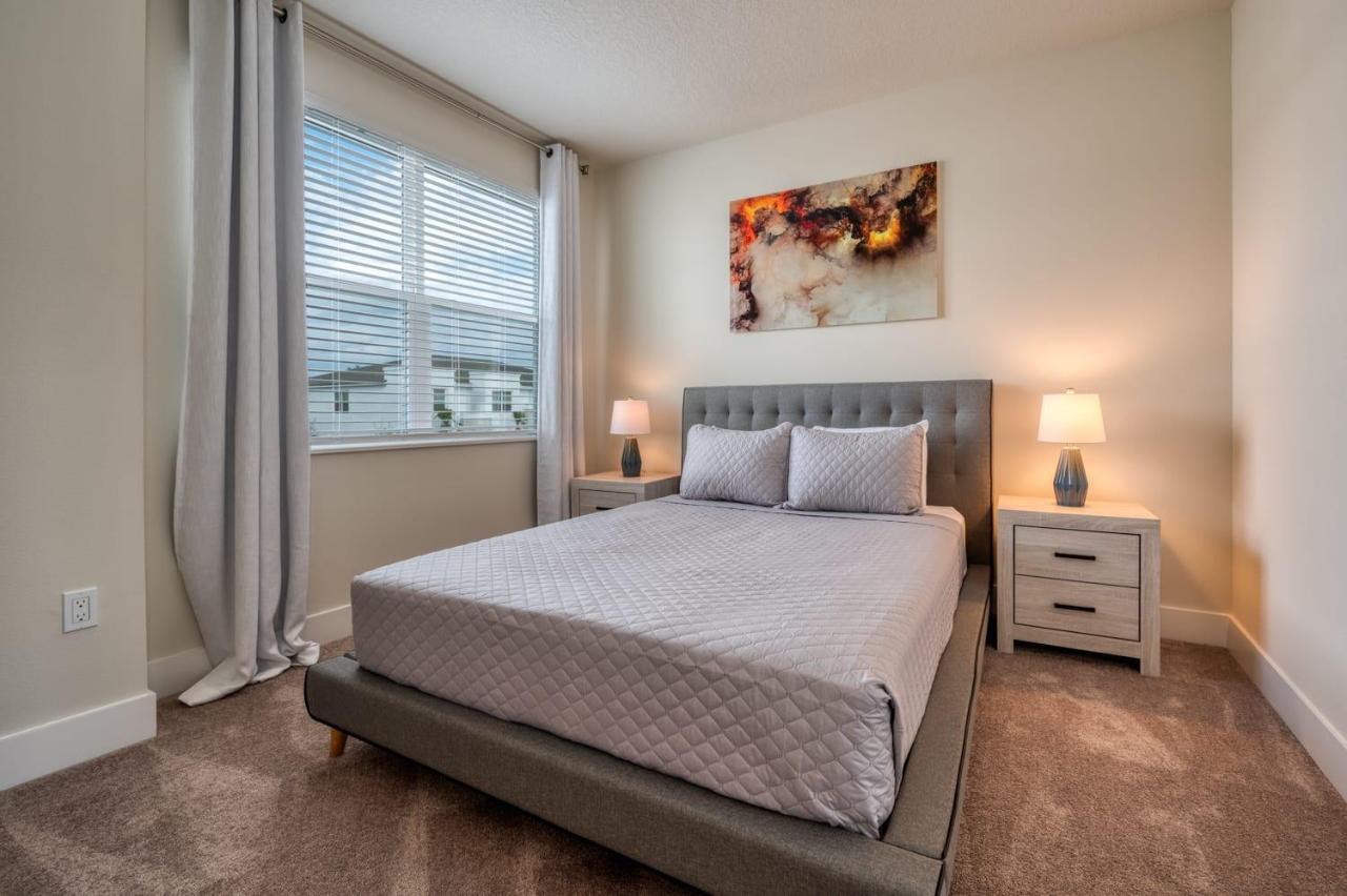 Pleasant Townhome With Private Pool Near Disney Four Corners Eksteriør bilde