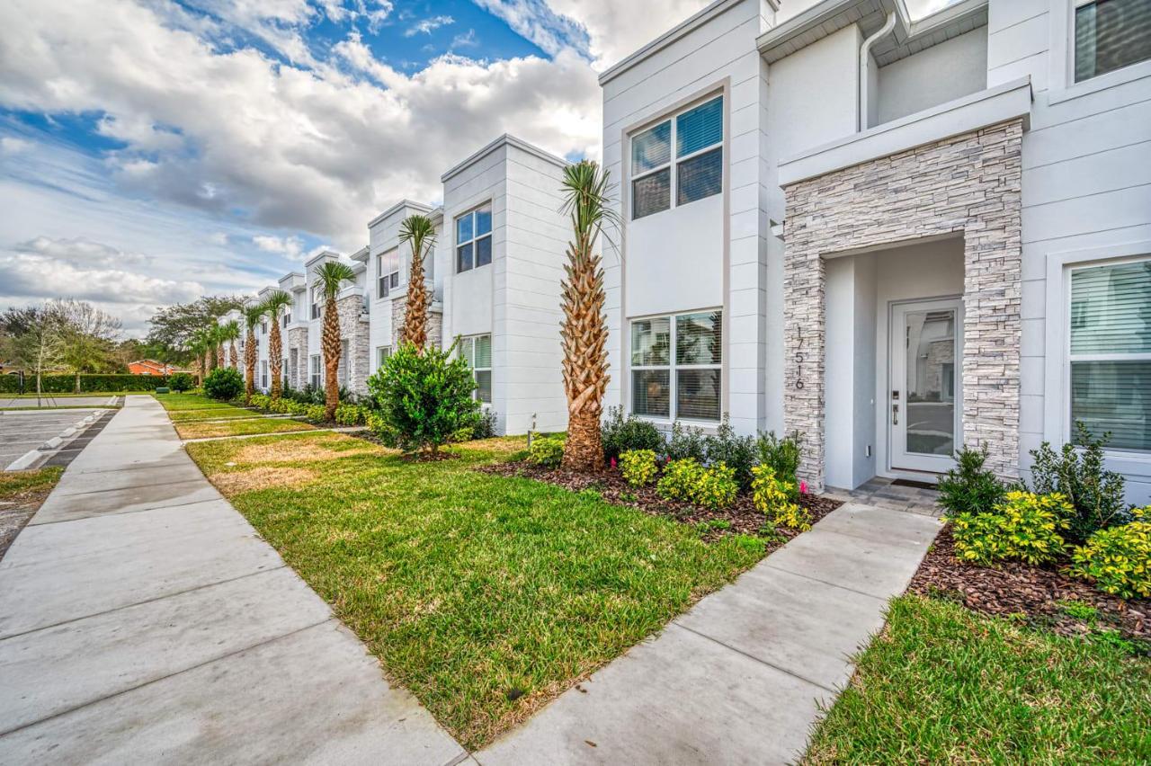 Pleasant Townhome With Private Pool Near Disney Four Corners Eksteriør bilde
